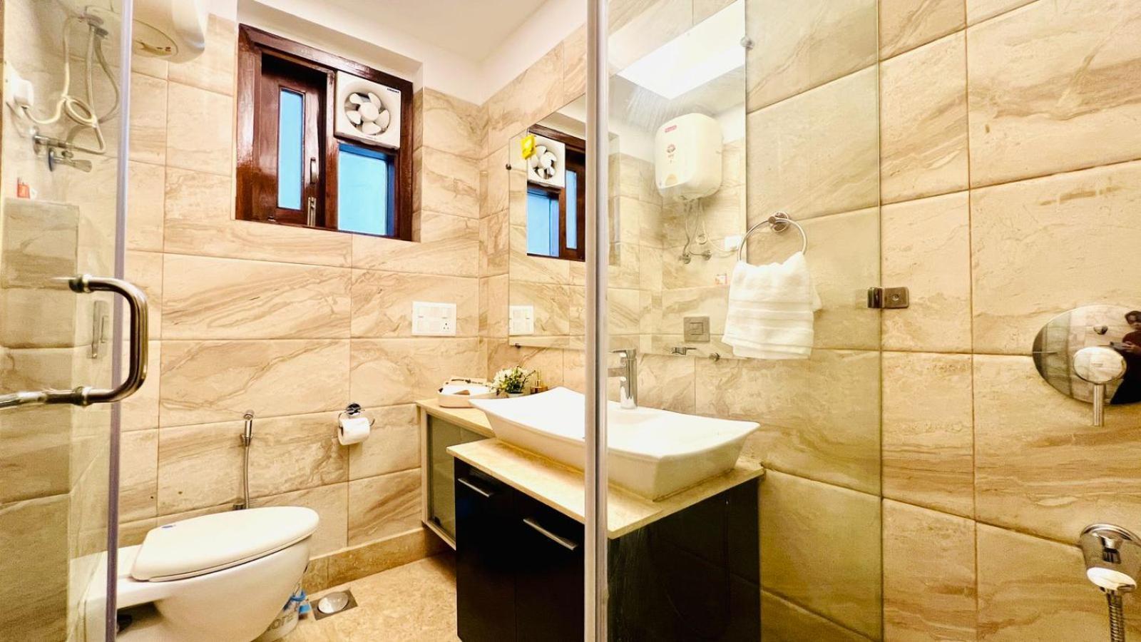 Olive Service - Park Appartement New Delhi